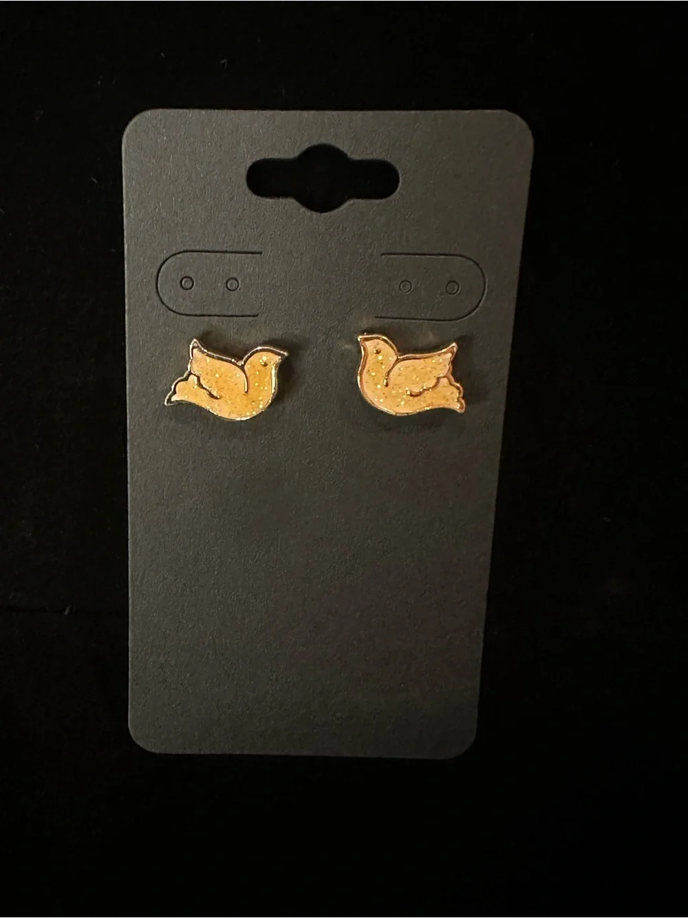 Vintage Avon 1988 Shimmering Dove Yellow Enamel Stud Earrings Rare